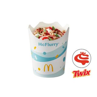 Zimowe McFlurry® TWIX® z polewą truskawkową