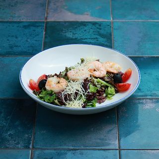 სალათი კრევეტებით