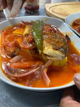 Saramura de crap cu mamaliga