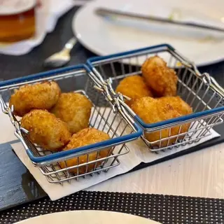 Croquetas de cabrarles (1 Ud.)