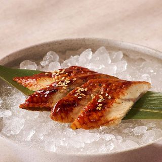 Сашими угорь