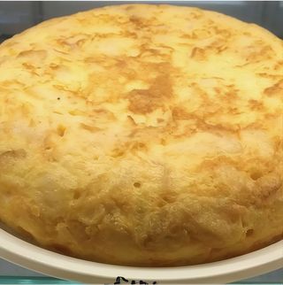 Tortilla De Patatas Con Cebolla