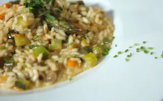Risotto De Verduras Con Parmesano