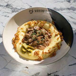 Beef Stroganoff with mashed potatoes