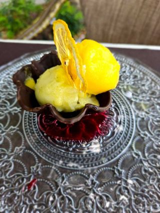 Tulipa De Chocolate Y Sorbete De Mandarina Y Lima (New)