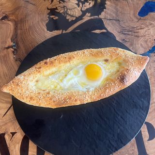 Хачапури по-аджарски 