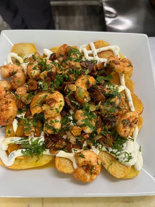 Patata Arriera Con Gambas