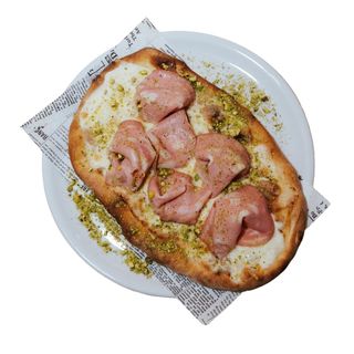 Пица с мортадела