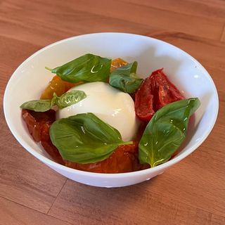 Burrata Caprese