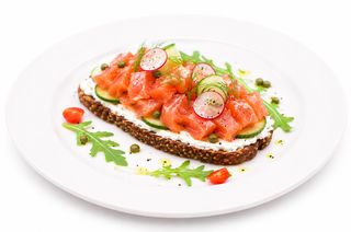 Salmon & Cream cheese tartine