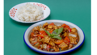 WEGE Tofu z tajską bazylia i orzechami nerkowca