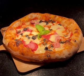 Pizza Capriciosa Ø 32cm