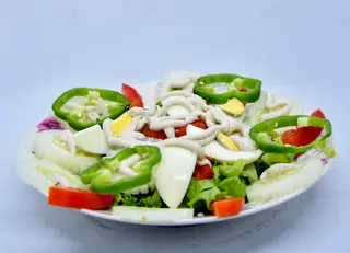 Salade Verte + Un Second Plat Au Choix  + Crêpe Nature