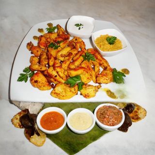 Пилешки късчета с къри и сметана (350гр)