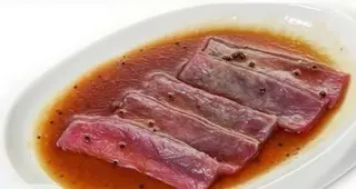 157 Maguro scottato