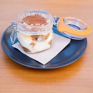 Tiramisú (porción)