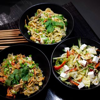 Сет Локшина на двох зі свининою (720г)