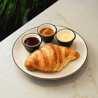 Croissant com Compota Caseira