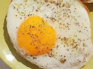 ЯЙЦЕ СМАЖЕНЕ