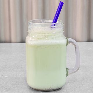 Batido De Té Matcha (Mediano)