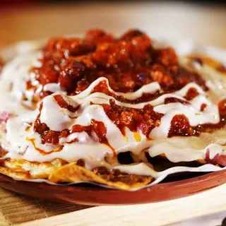 Nachos Rancheros (1/2 Ración)