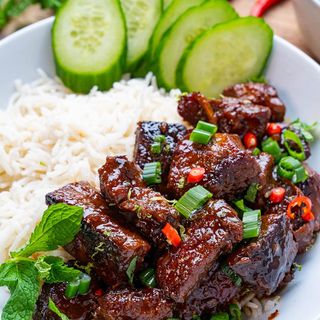 Vietnamese Caramel Pork Served with Rice 
