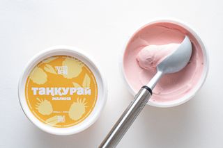 Малина сливочная мороженое  (400г)