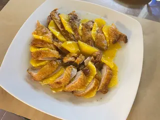 74. Pato A La Naranja