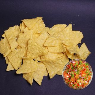 Nachos cu picco de gallo
