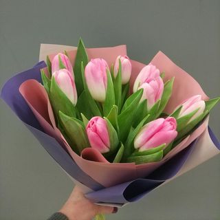 Bukiet z różowym tulipanem 9szt.