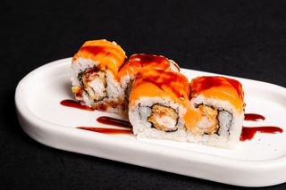 116. Uramaki tiger roll
