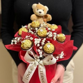 Slatki box Ferero sa medom