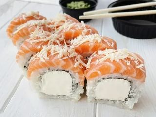 Філадельфія з пармезаном (400 гр.) ( 8 шт./400g)