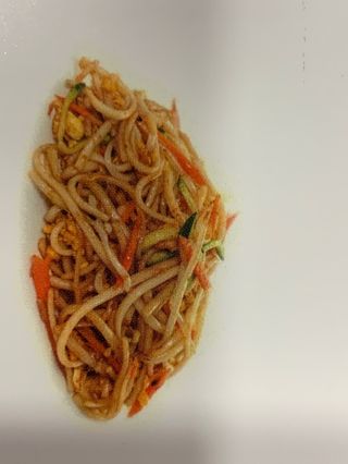 217.Yaki udon con pollo