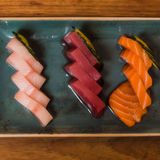 Sashimi maguro de atún (3 piezas)