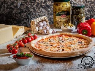 Pizza Prosciutto Funghi Ø 45cm