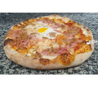 6. Pizza della casa
