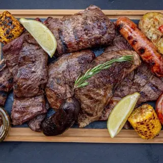 Carnes Asadas (Para 2 Personas)