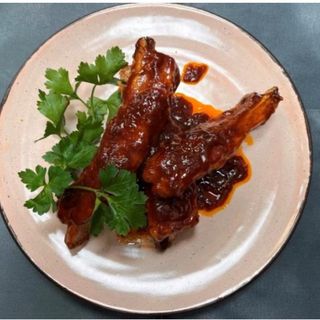 Реберця запечені у соусі «Барбекю» (300г)