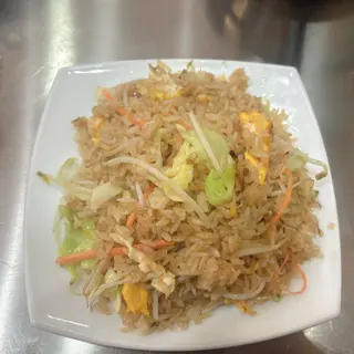 Riso saltato alla piastra con verdure