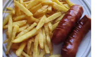 Kiełbasa Podwójna z Frytkami +  Frugo 300ml