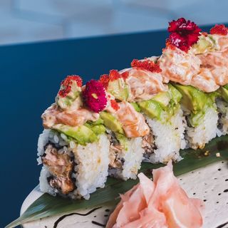 Salmon Aburri Roll
