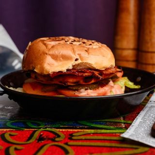 Sandwich de pui cu bacon