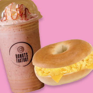 Bagels + Milkshake Ou Smoothie