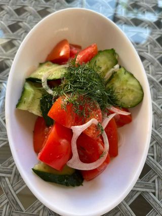 Свежий салат с заправкой