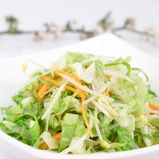 23. Insalata con germogli di soia