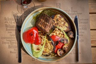 Filet mignon cu legume grill