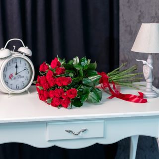 25 Trandafiri Roșii