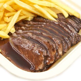 Carrillera De Ternera Al Vino Tinto Con Patatas