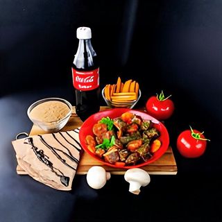 Combo – Juneći gulaš sa wedgdes krompirom